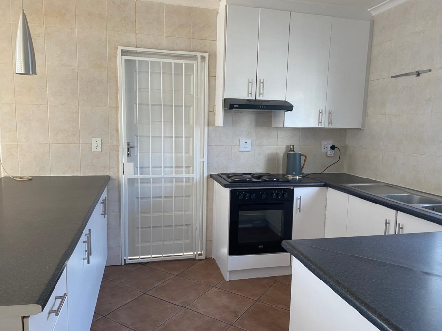 2 Bedroom Property for Sale in Parklands Western Cape